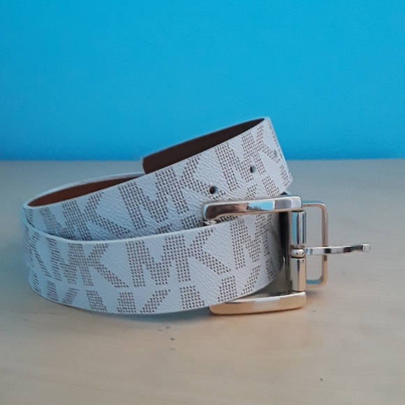 Belt - Picture 2 of 3